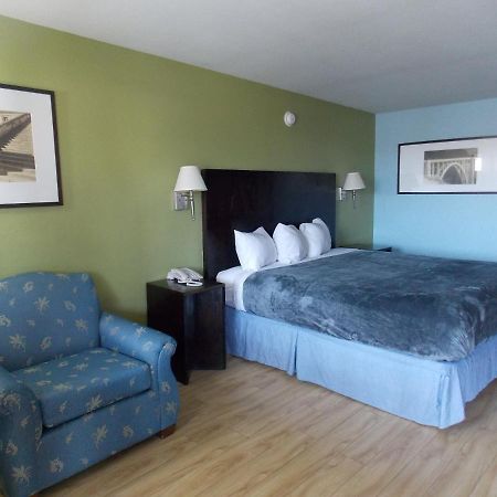 Augusta Best Inn Екстериор снимка