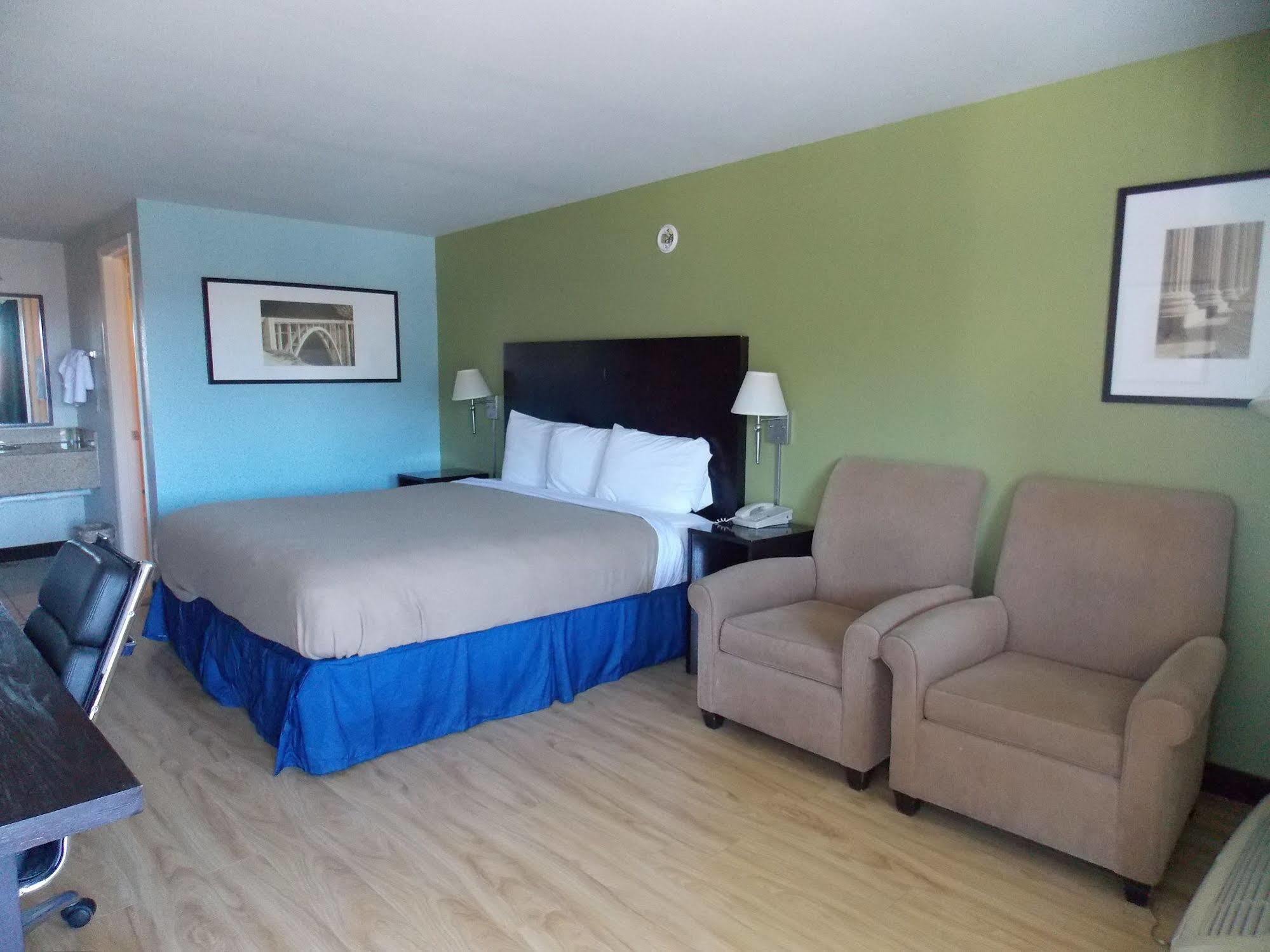 Augusta Best Inn Екстериор снимка